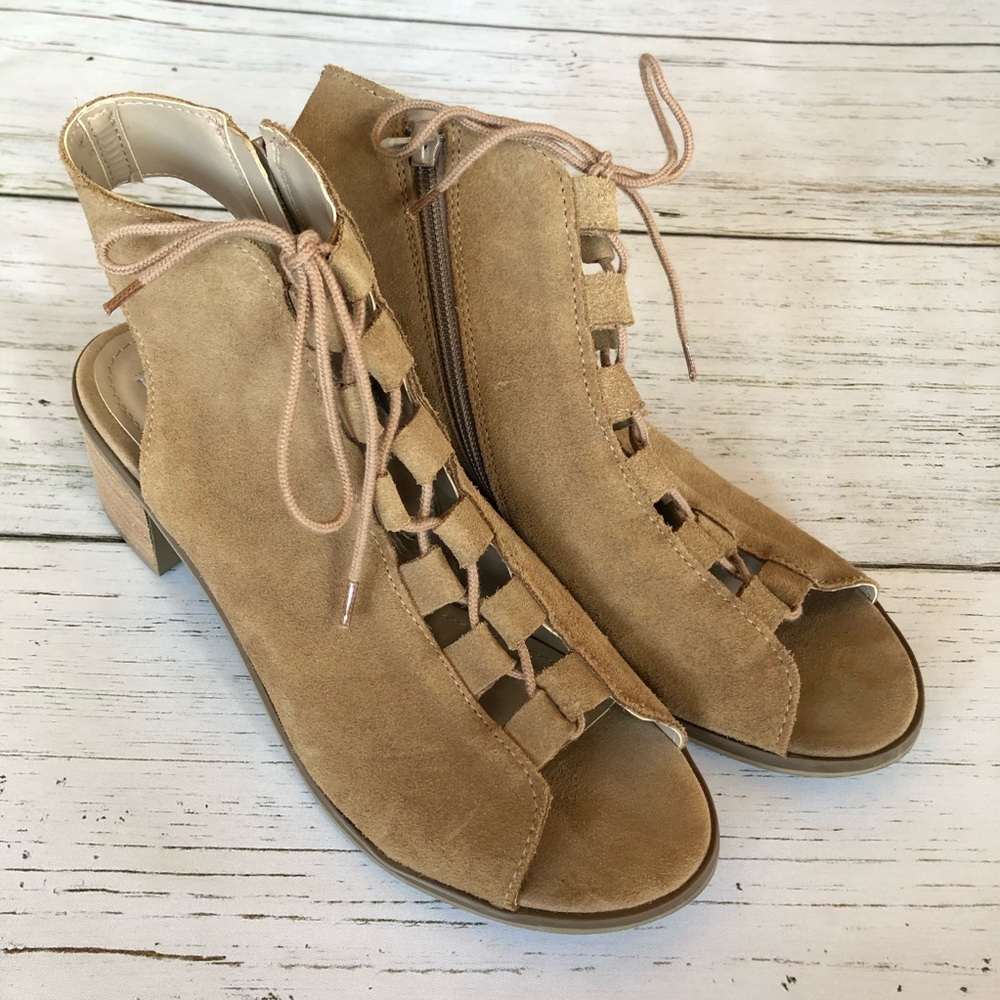 Lace Up Block Heel Sandal